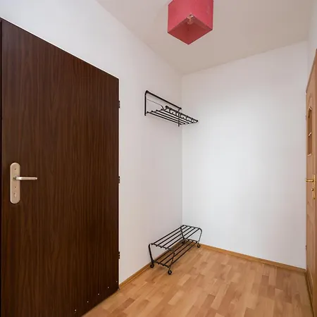 Metro Stoklosy Homely By Bookinghost Lägenhet Warszawa