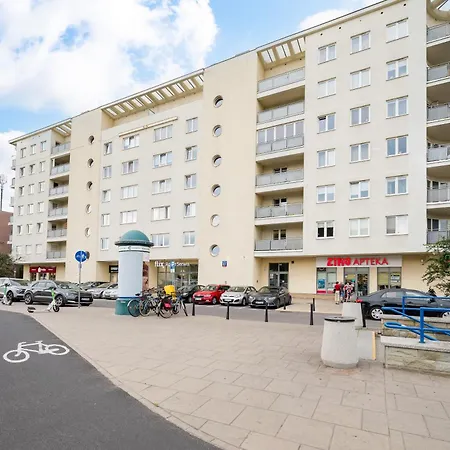 Daire Metro Stoklosy Homely By Bookinghost