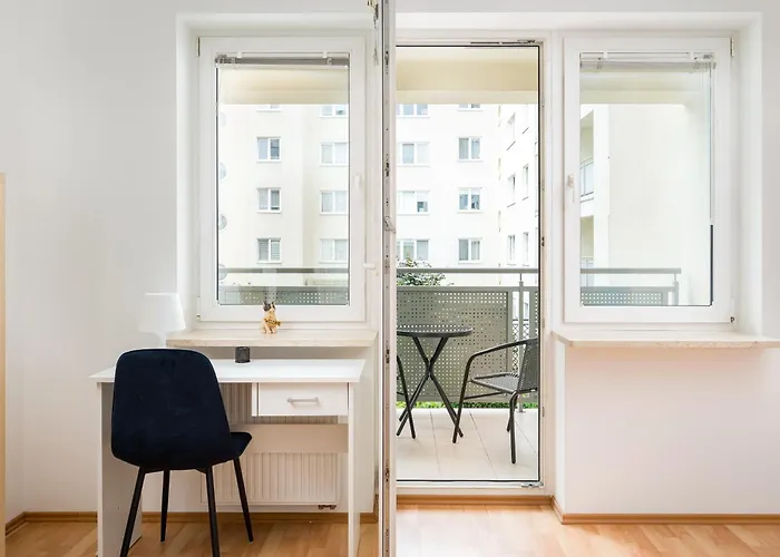 Metro Stokłosy Homely By Bookinghost * Warszawa