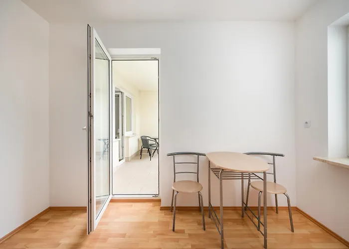 Apartament Metro Stokłosy Homely By Bookinghost